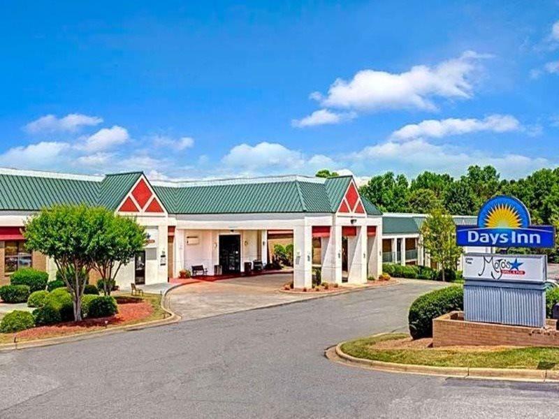 Days Inn Lake Norman Cornelius Dış mekan fotoğraf