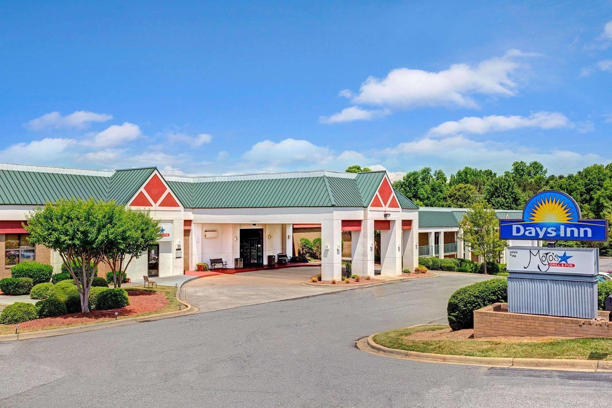 Days Inn Lake Norman Cornelius Dış mekan fotoğraf